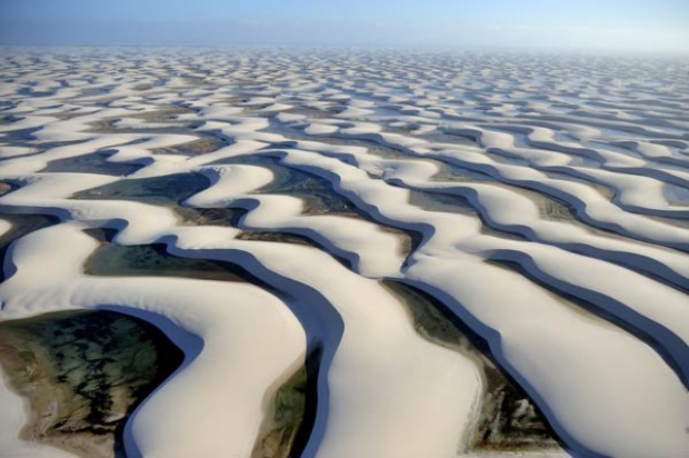 สุดมหัศจรรย์!! ทะเลทรายขาวเปล่งประกายระยิบระยับ ที่บราซิล